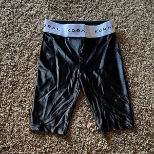 Koral bike shorts